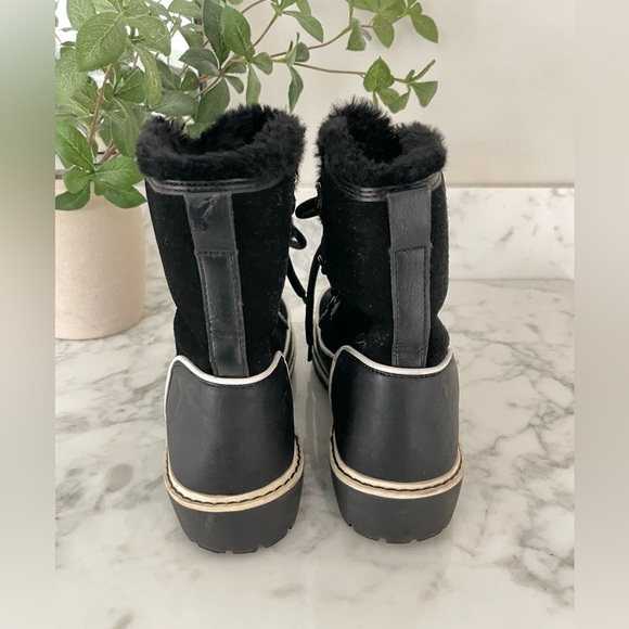 ALDO Alta Winter Boots Black Faux Fur Lace up Size 7 Snow - Picture 3 of 6